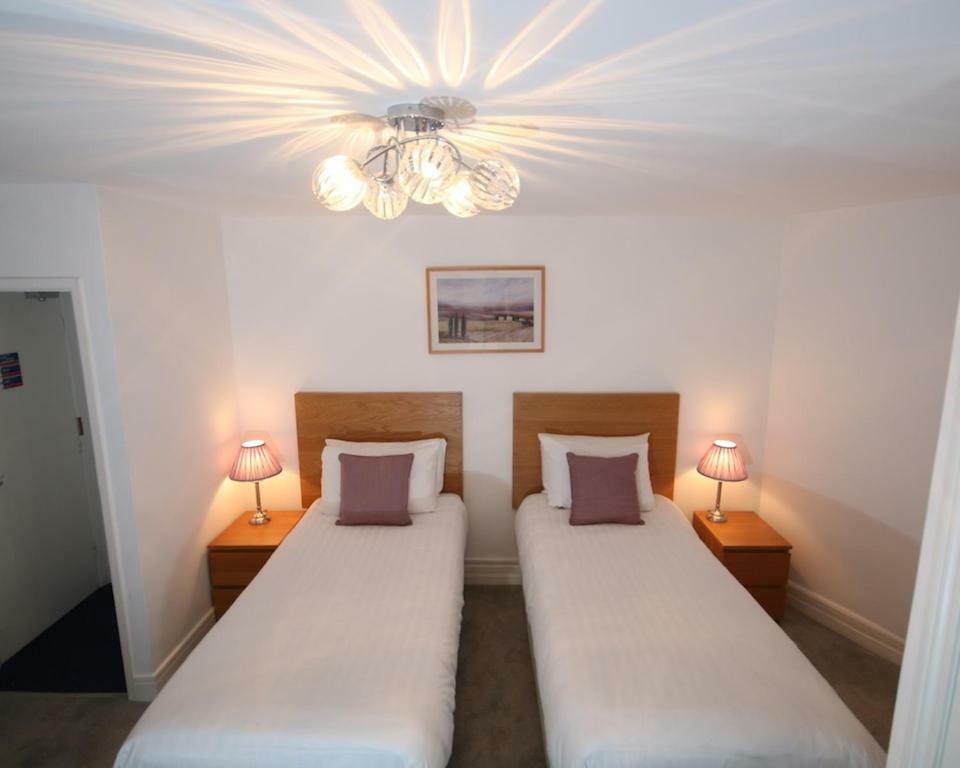 Church Guesthouse Cardiff Ngoại thất bức ảnh
