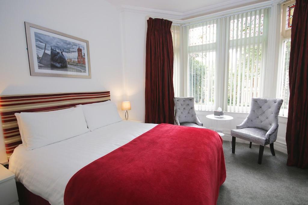 Church Guesthouse Cardiff Ngoại thất bức ảnh