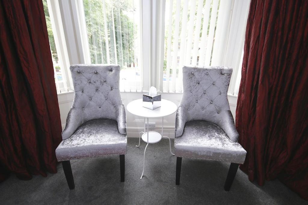 Church Guesthouse Cardiff Ngoại thất bức ảnh